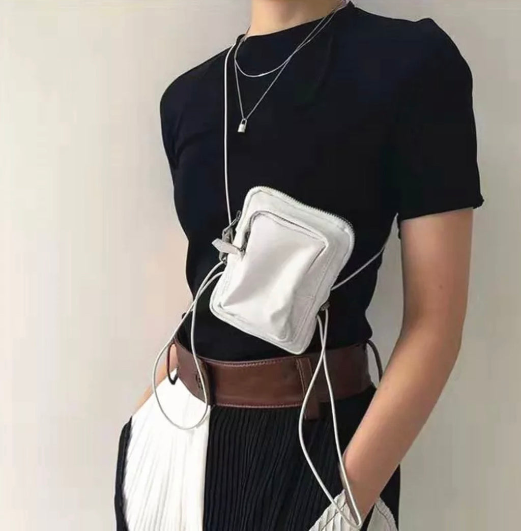 Snoh Pouch